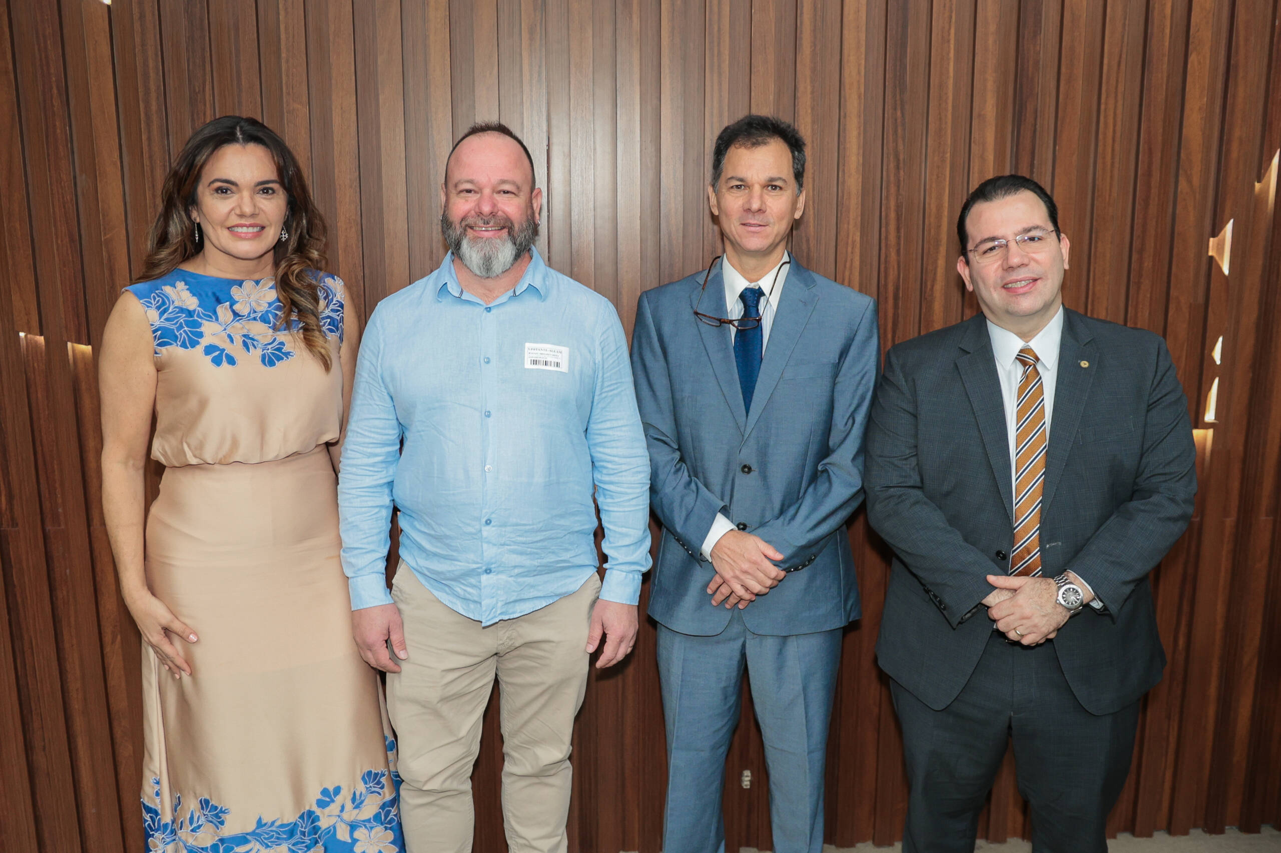 Parlamentares se unem em emenda coletiva para financiar ferramenta que vai combater desinformação no Amazonas
